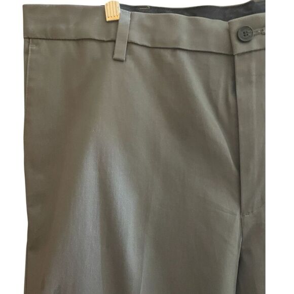 Men’s Dockers Gray Casual Pants Size 40/29 - Picture 3 of 8
